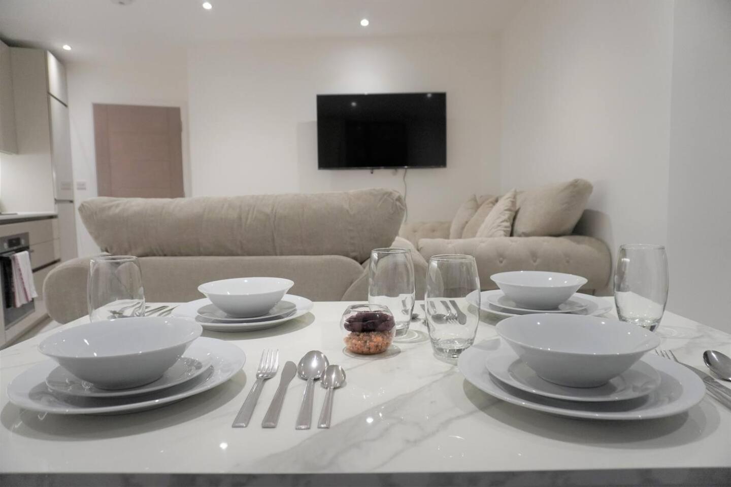 Apartahotel Queens Luxury Wembley Stadium -