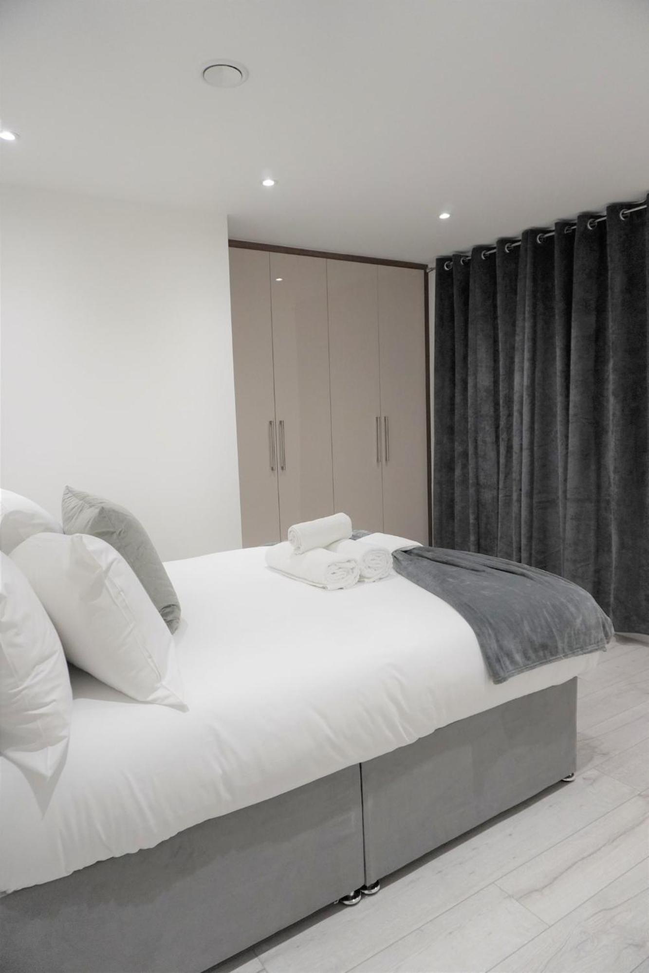 Apartahotel Queens Luxury Wembley Stadium -